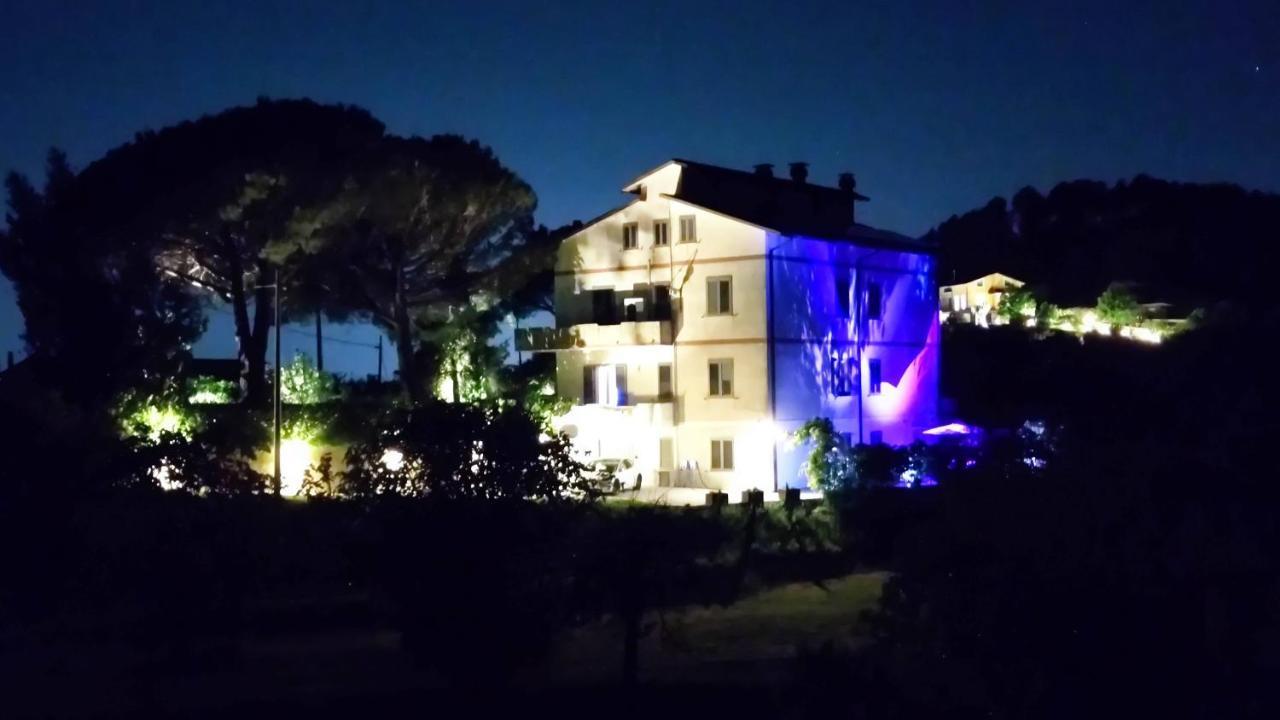 Residenza Bertolini Apartamento Fosdinovo Exterior foto